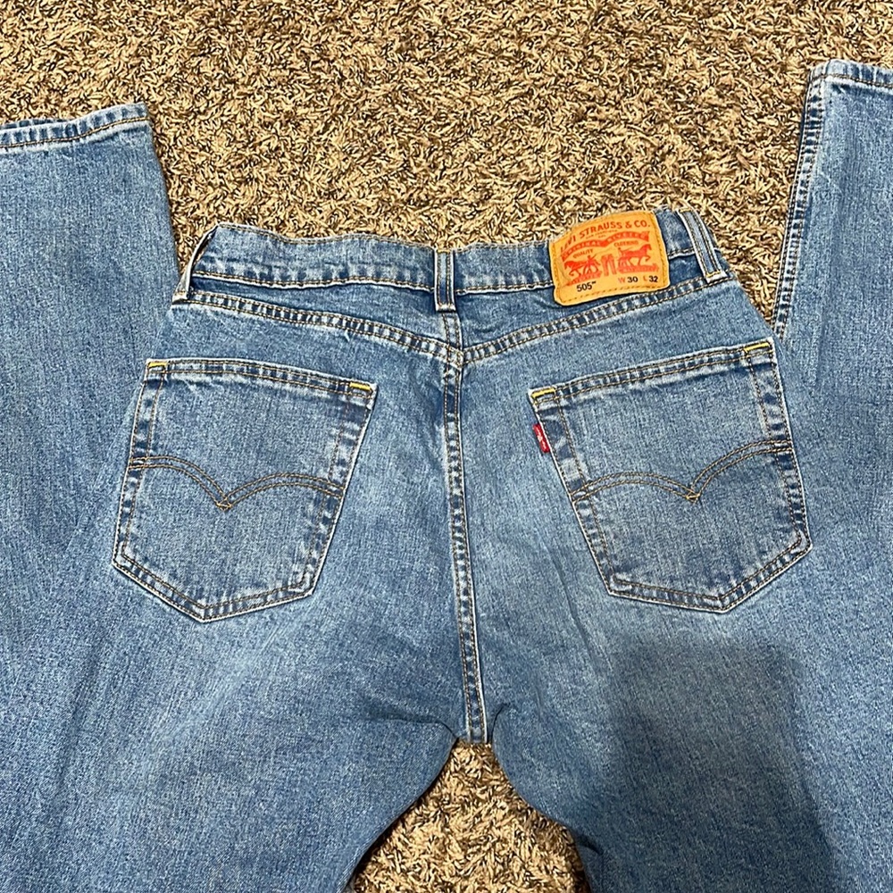 NWOT Levi 505’s